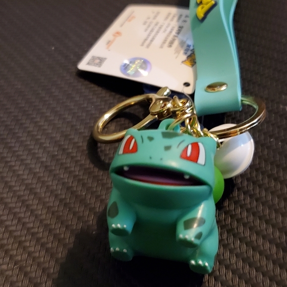 ❤️ BULBASAUR Pokemon 3 Dimensional Keychain and Bag Charm - Picture 8 of 13